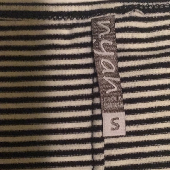 🌵3x20 NYAH Sleeveless top Sz S” - Picture 2 of 4